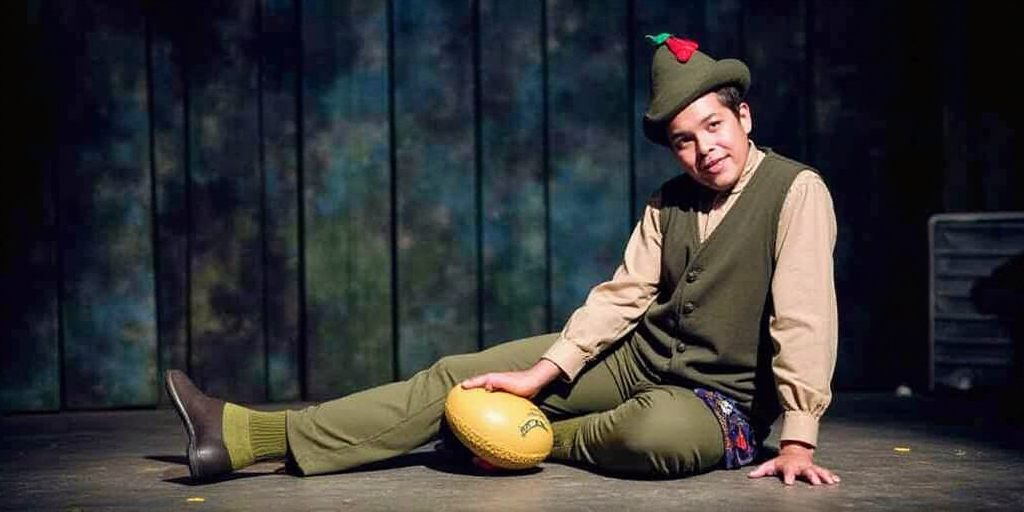 Peter Pan Goes Wrong Celebrates 450 Performances at Chapultepec Cultural Forum