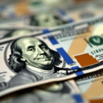 Mexican Peso Gains Ground Against the Dollar Amid Middle East Tensions and Fed Decision Anticipation