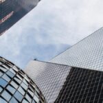 Mexican Stock Market Shows Minor Gains After Volatile Day; Kimberly-Clark Stands Out