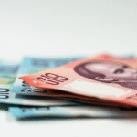 Mexican Peso Gains Ground Against the Dollar; Eyes Upcoming Banco de México Minutes
