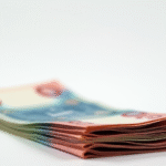Mexican Peso Strengthens Against the Dollar, Breaking Two-Week Losing Streak