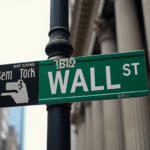 Wall Street Sees Mixed Performance Amid Uncertainty Over U.S. Government Shutdown