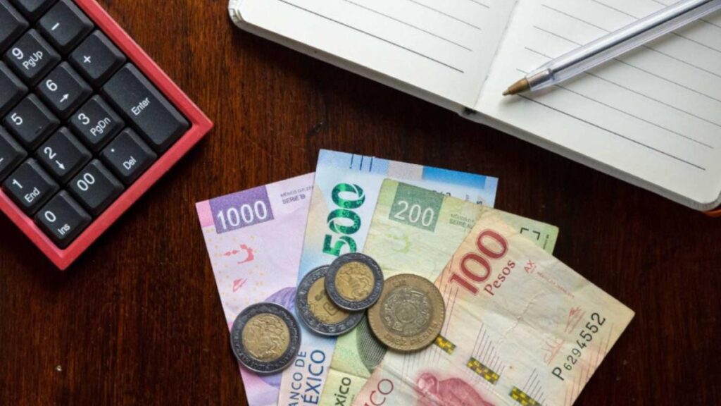 Calculating Your Christmas Bonus with a Salary Increase: A Comprehensive Guide