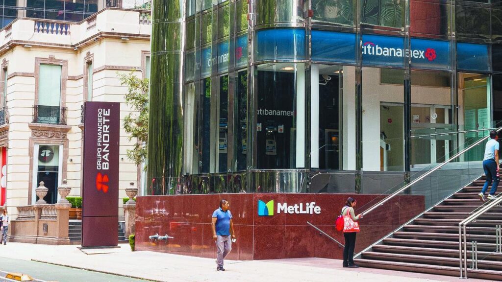 Bank Holiday on November 17: What Services Will Remain Available?