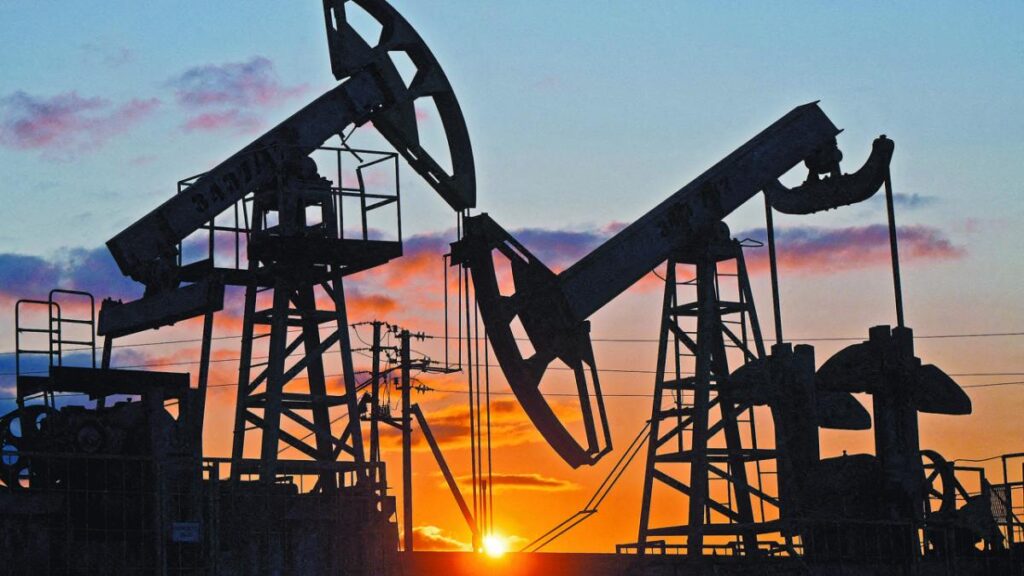 Oil Prices Drop Amid Fears of Oversupply