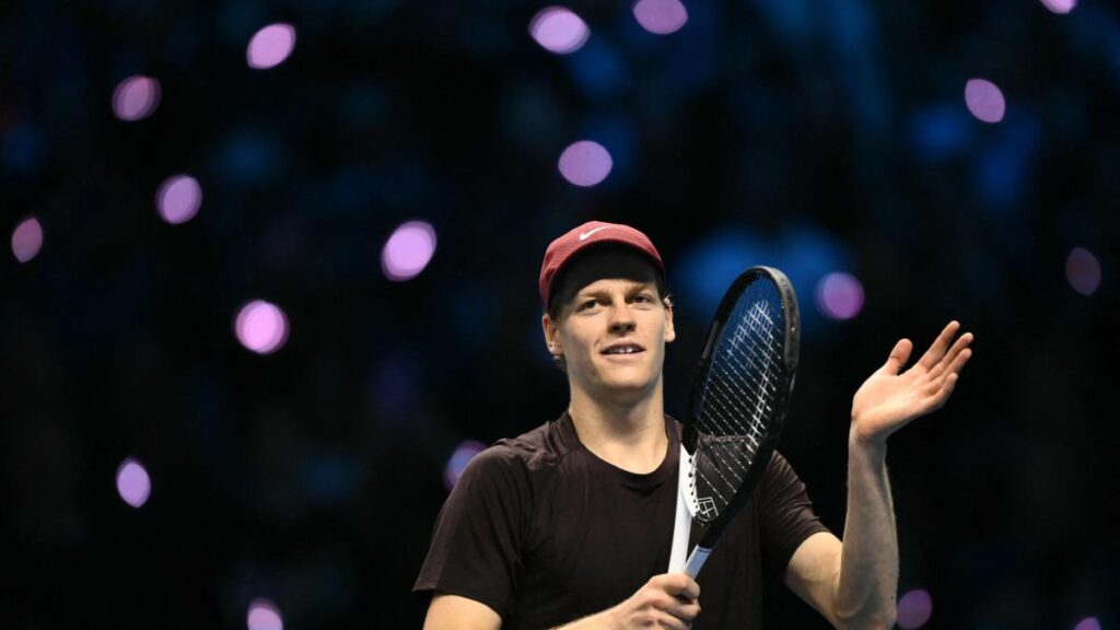 Jannik Sinner Advances to Third Consecutive ATP Masters Final