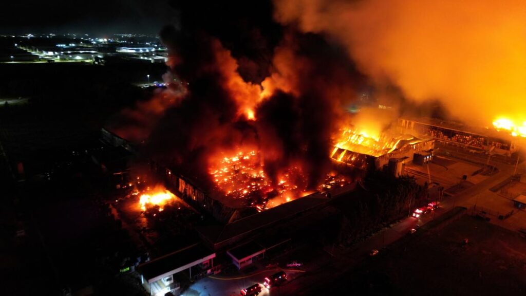 Fire Contained After Major Explosion in Buenos Aires Industrial Zone