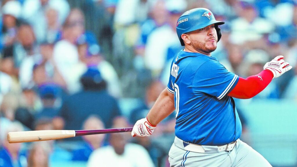 Alejandro Kirk Joins Mexico for the World Baseball Classic 2026