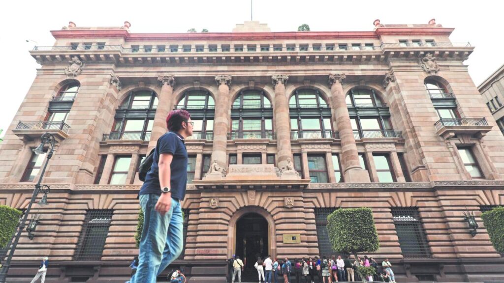 Bank of Mexico Adjusts Inflation Forecasts in 9 out of 13 Monetary Statements