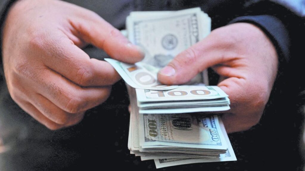 Global Investment Focuses on the United States in 2025: Benefiting from Infrastructure Digital Spending, Data Centers, and AI Companies