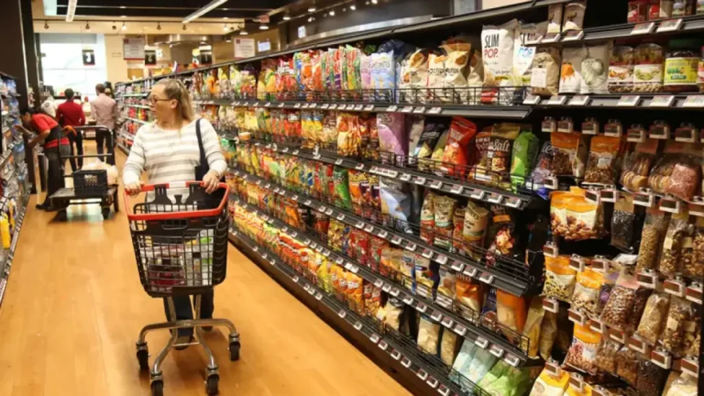 Conquering the January 2026 Financial Hurdle: Strategies to Navigate Post-Holiday Debt and Rising Costs