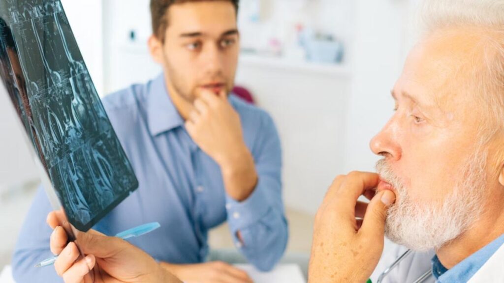 High Cancer Treatment Costs Force Families to Seek Crowdfunding Platforms